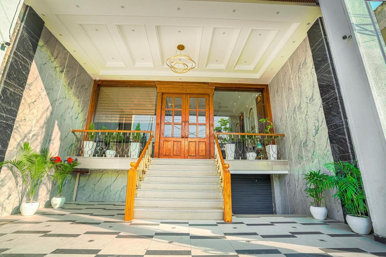 Hotel Grand Cabbana By Levelup Hotels Amritsar Exterior photo
